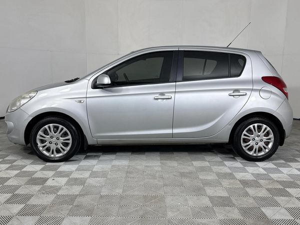 2009-Hyundai-i20-16 image:17