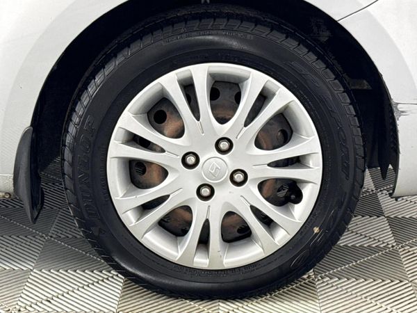 2009-Hyundai-i20-16 image:4