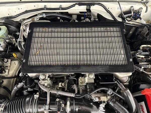 2020-Toyota-Land-Cruiser-76-45-D-V8-Station-Wagon image:11