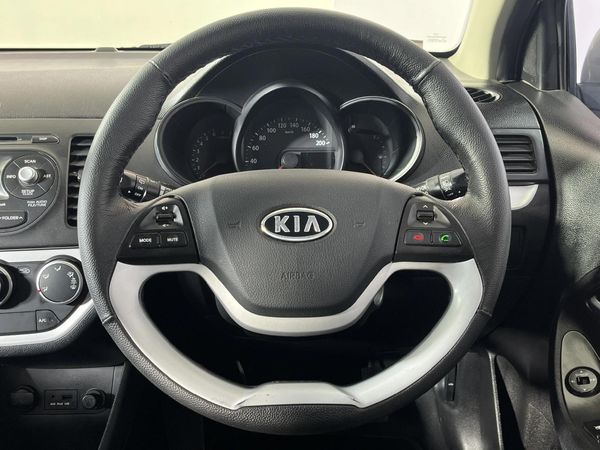 2011-Kia-Picanto-12-EX image:11
