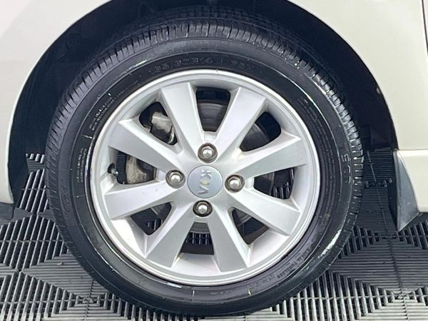 2011-Kia-Picanto-12-EX image:4