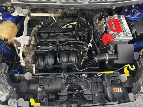 2017-Ford-EcoSport-15-TiVCT-Ambiente image:12
