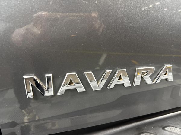 2020-Nissan-Navara-23D-Stealth-4x4-Auto-Double-Cab image:11