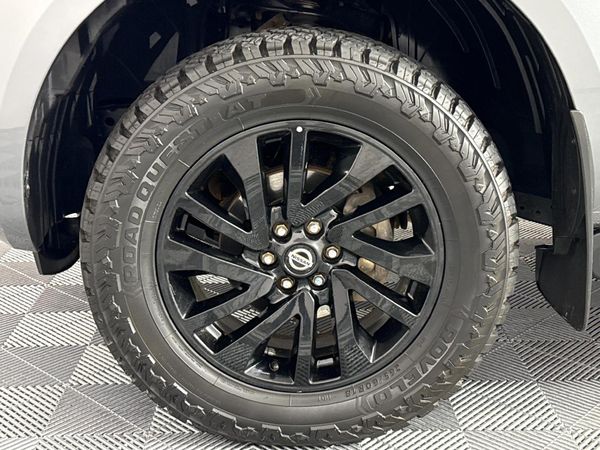 2020-Nissan-Navara-23D-Stealth-4x4-Auto-Double-Cab image:4