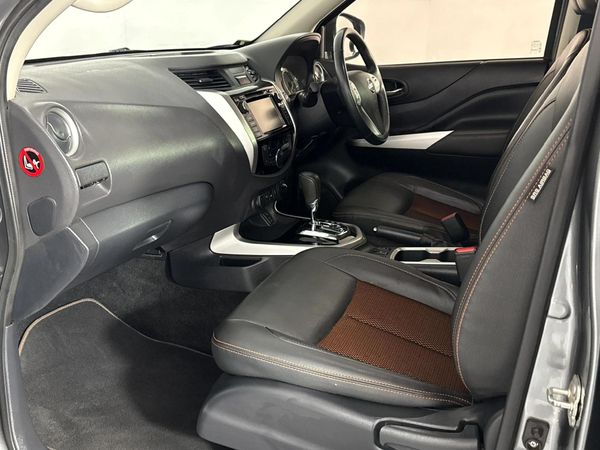 2020-Nissan-Navara-23D-Stealth-4x4-Auto-Double-Cab image:8