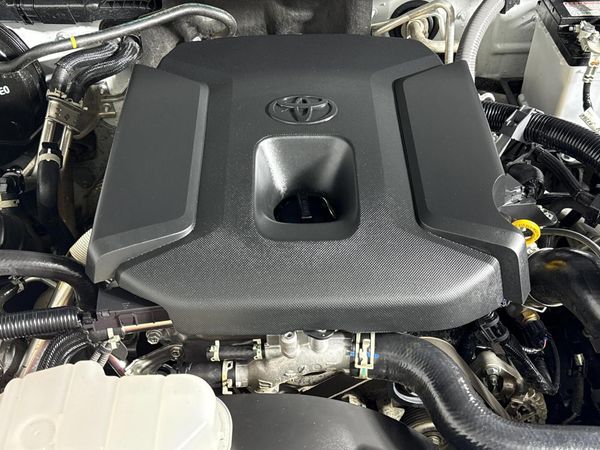 2025-Toyota-Land-Cruiser-Prado-TX-28GD-Auto image:13