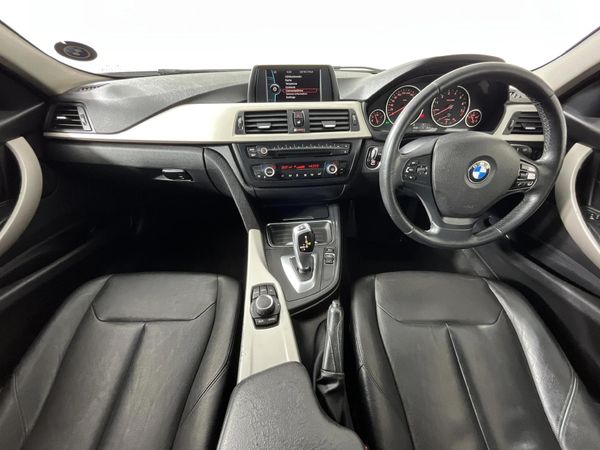 2014-BMW-3-Series-320i-Auto image:1