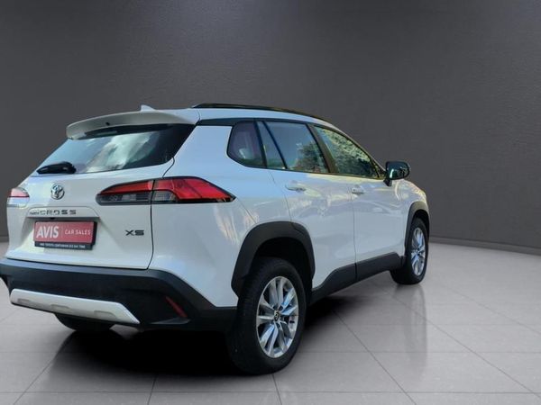 2025-Toyota-Corolla-Cross-18-XS image:6