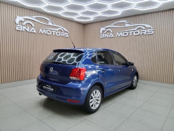 2018-Volkswagen-Polo-Vivo-14-Trendline-5-dr image:6