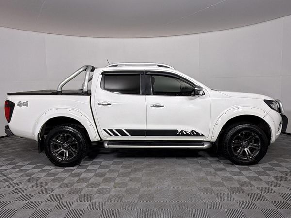 2017-Nissan-Navara-23D-LE-4x4-Auto-Double-Cab image:12