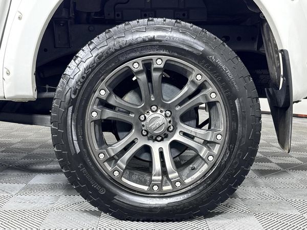 2017-Nissan-Navara-23D-LE-4x4-Auto-Double-Cab image:5
