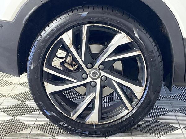 2018-Volvo-XC40-D4-Momentum-AWD image:7
