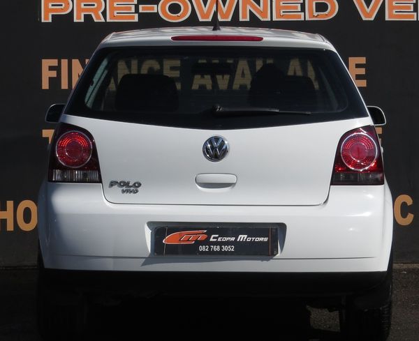 2014-Volkswagen-Polo-Vivo-14-Trendline-5-dr image:6