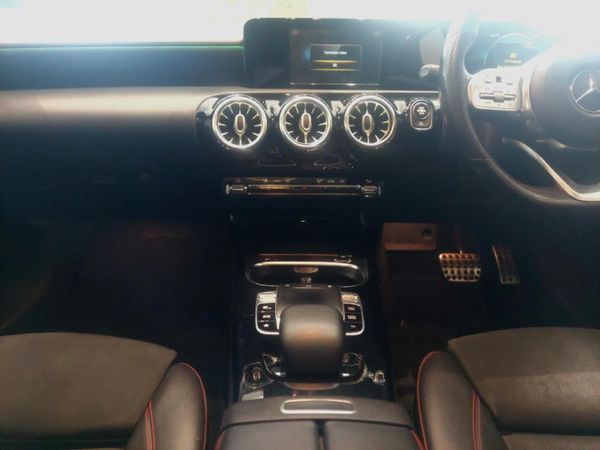 2019-Mercedes-Benz-A-Class-A-200-Auto image:12