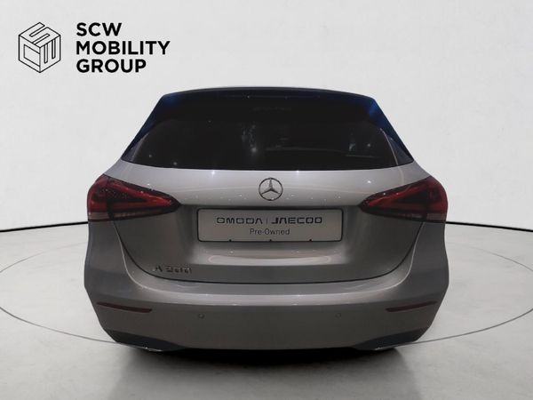 2019-Mercedes-Benz-A-Class-A-200-Auto image:4