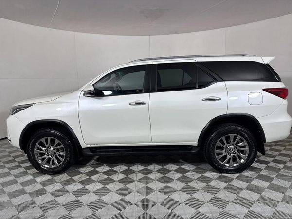 2021-Toyota-Fortuner-28-GD-6-Raised-Body-Auto image:19