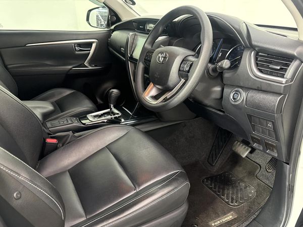 2025-Toyota-Fortuner-24-GD-6-RB-Auto image:9