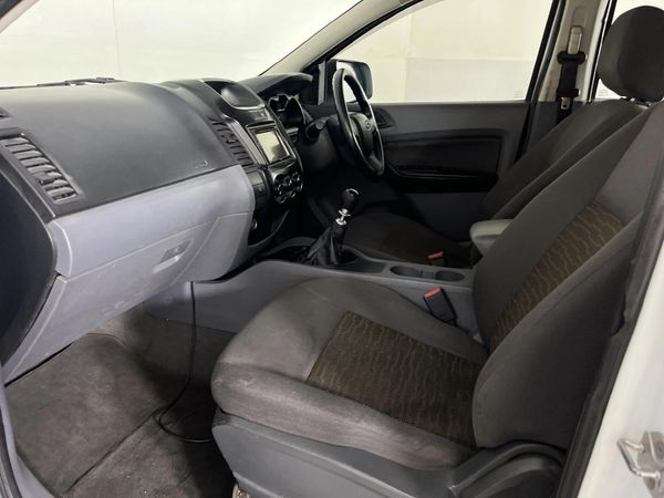 2016-Ford-Ranger-22-TDCi-XL-Double-Cab image:7