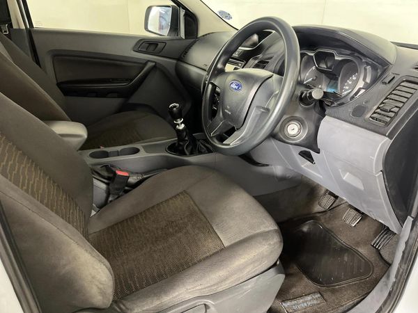 2016-Ford-Ranger-22-TDCi-XL-Double-Cab image:8