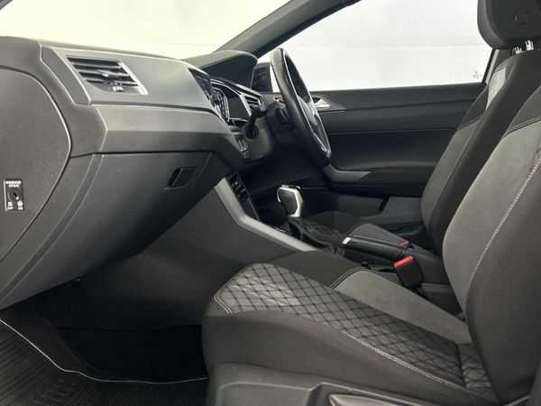 2022-Volkswagen-Taigo-10-TSI-R-Line-Auto image:8