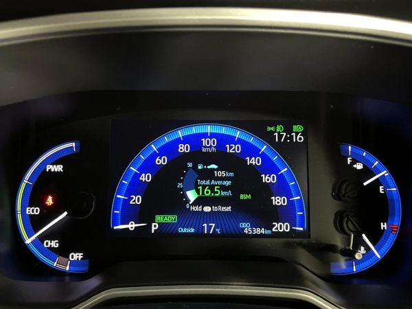 2024-Toyota-Corolla-Cross-18-XR-Hybrid image:2