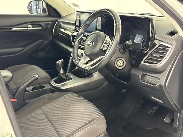 2020-Kia-Seltos-16-EX image:9