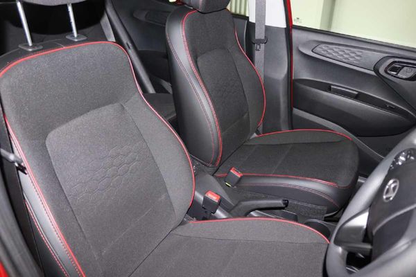 2026-Hyundai-Grand-i10-12-Motion-Auto image:13