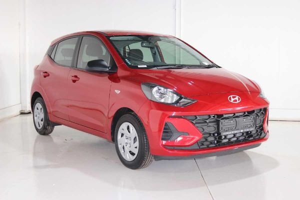 2026-Hyundai-Grand-i10-12-Motion-Auto image:2
