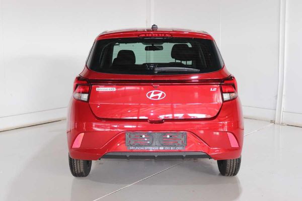 2026-Hyundai-Grand-i10-12-Motion-Auto image:4