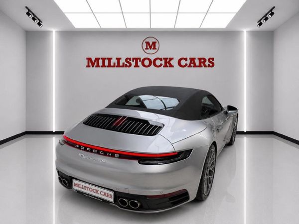 2020-Porsche-911-Carrera-4S-Cabriolet image:4