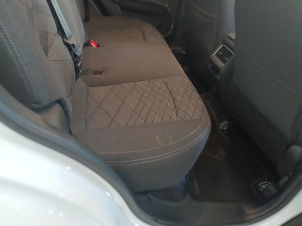 2025-Mahindra-XUV-3XO-12T-MX2-Auto image:9