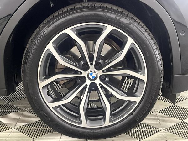 2022-BMW-X3-xDrive20d image:5