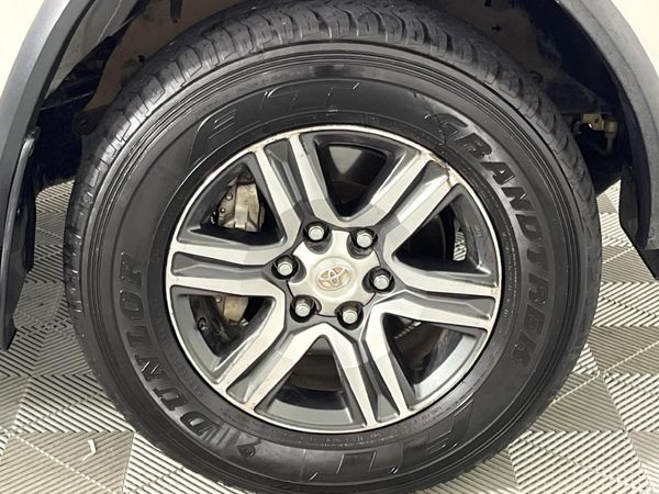 2023-Toyota-Fortuner-24-GD-6-RB-Auto image:4
