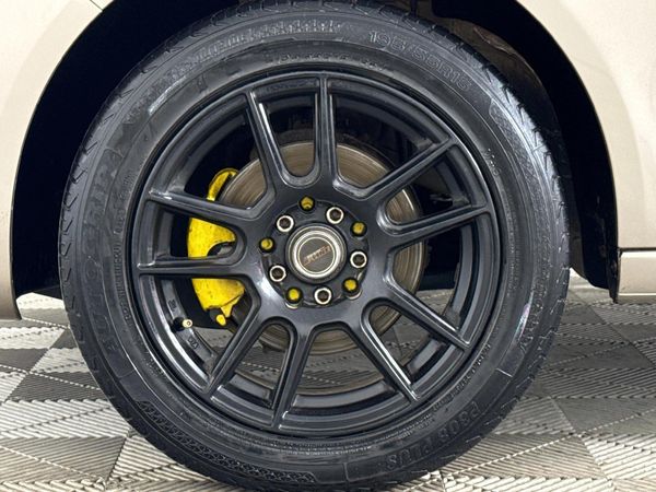 2016-Volkswagen-Polo-Vivo-GP-16-Comfortline image:4