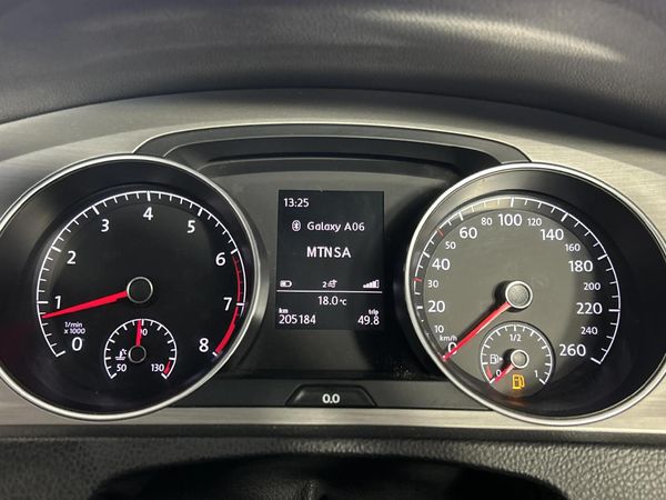 2014-Volkswagen-Golf-VII-14-TSI-Comfortline image:2