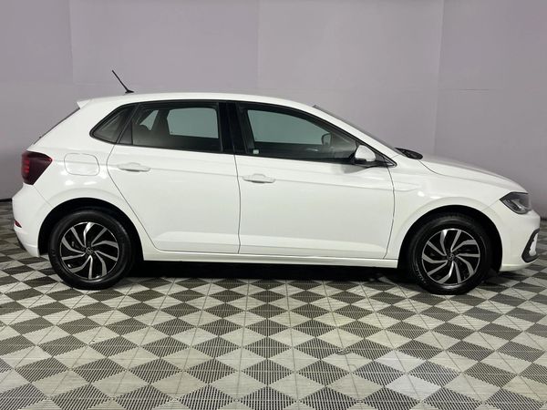 2022-Volkswagen-Polo-10-TSI-Life image:17