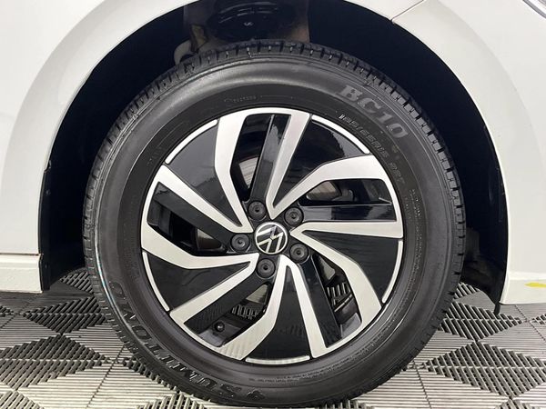 2022-Volkswagen-Polo-10-TSI-Life image:5