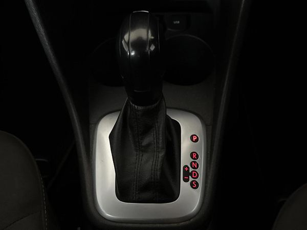 2024-Volkswagen-Polo-Vivo-16-Life image:8