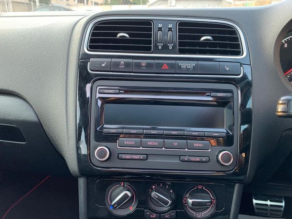 2014-Volkswagen-Polo-GTi-14-TSI-Automatic image:14