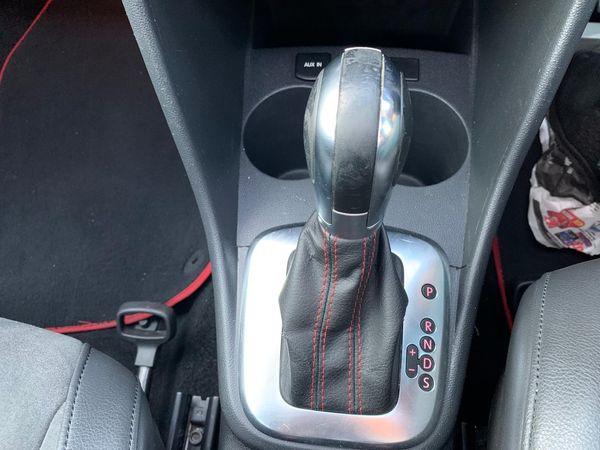 2014-Volkswagen-Polo-GTi-14-TSI-Automatic image:17