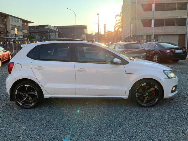 2014-Volkswagen-Polo-GTi-14-TSI-Automatic image:2