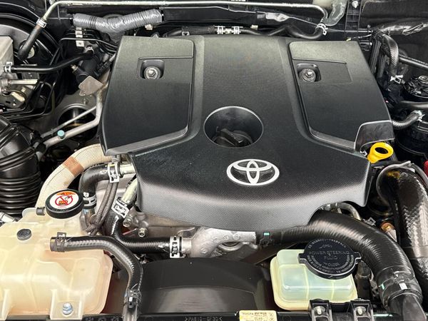 2019-Toyota-Hilux-28-GD-6-Raised-Body-Raider-Double-Cab image:12