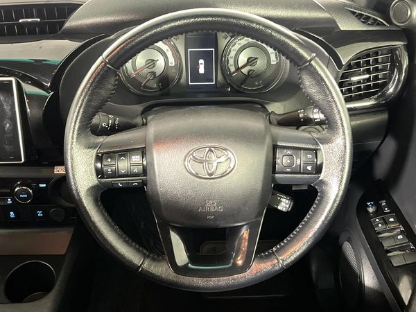 2019-Toyota-Hilux-28-GD-6-Raised-Body-Auto-Raider-Double-Cab image:11