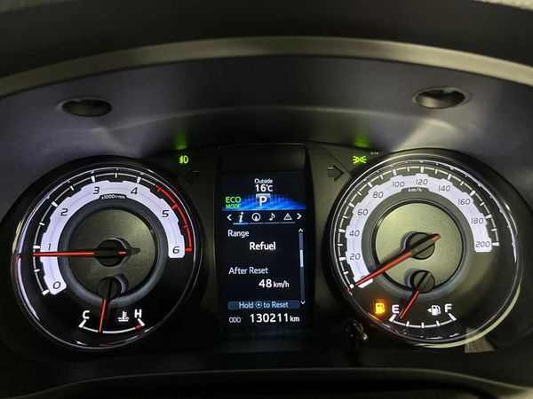 2019-Toyota-Hilux-28-GD-6-Raised-Body-Auto-Raider-Double-Cab image:2