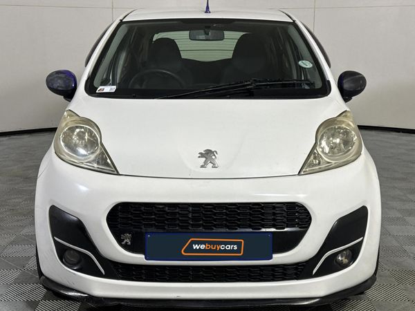 2013-Peugeot-107-Urban image:13