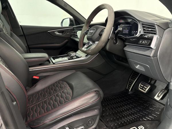 2023-Audi-RSQ8-quattro-441kW image:9