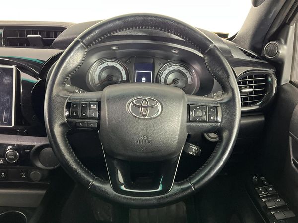2019-Toyota-Hilux-28-GD-6-Raised-Body-Auto-Raider-Double-Cab image:9