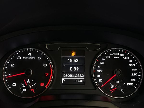 2016-Audi-Q3-14-TFSI-Auto-110kW image:2