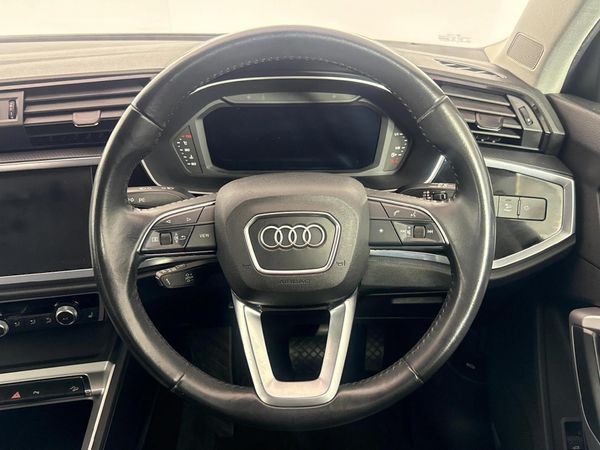 2019-Audi-Q3-14-TFSI-S-Line-35-TFSI image:12