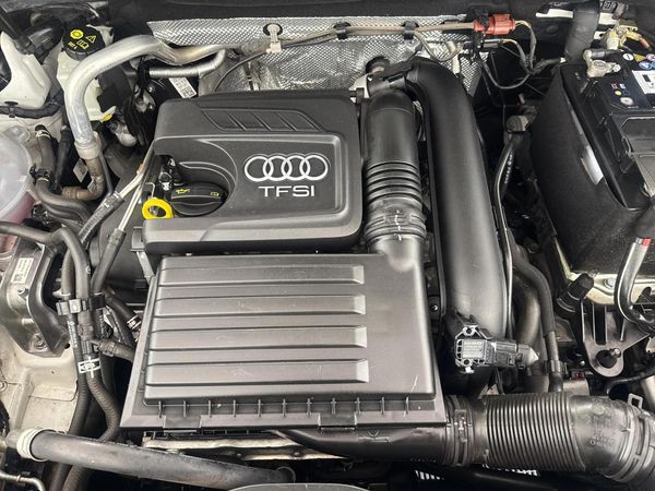 2019-Audi-Q3-14-TFSI-S-Line-35-TFSI image:13
